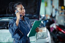 How Customer Service Excellence Shapes a Positive Company Culture